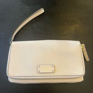 💜Authentic Kate Spade wallet